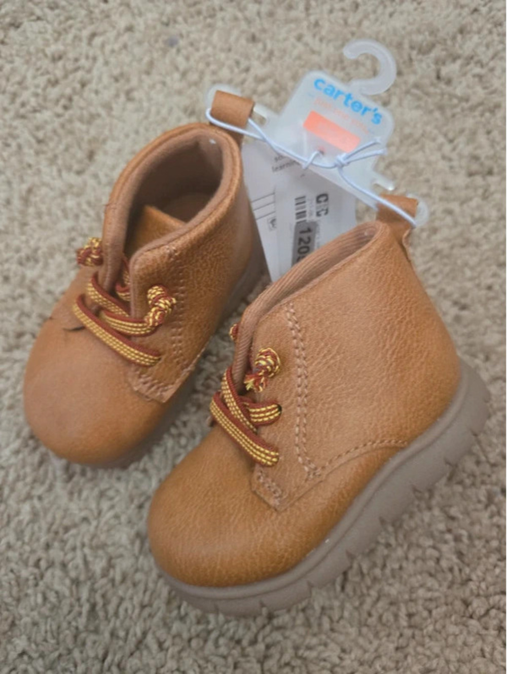 Size 3 brand new boots from carter's item, 1205 bin 12